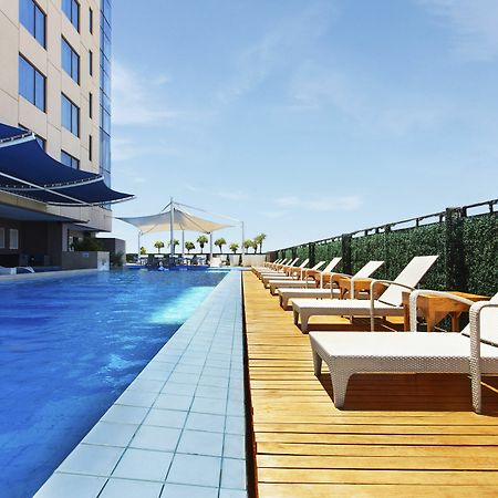 Отель The Bellevue Manila Muntinlupa City Экстерьер фото